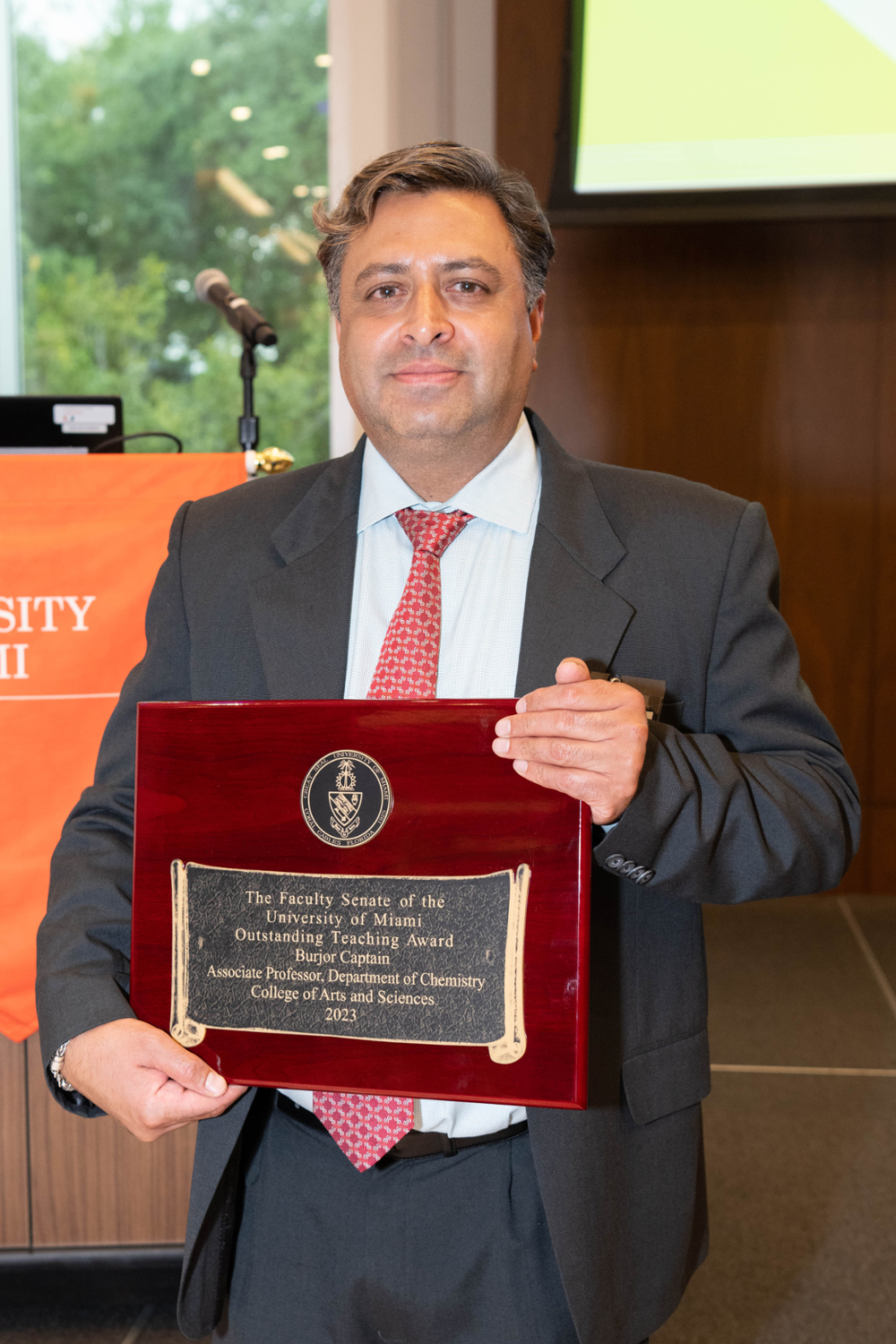 Burjor Captain wins an Award